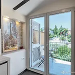 Penthouse Angels With Private Parking 아파트