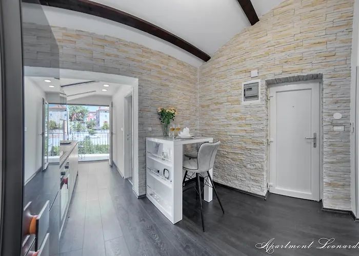 Penthouse Angels With Private Parking Apartman